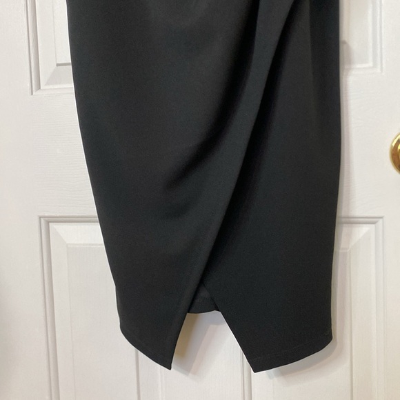 🎅🏼 Bnwt Laundry by Shelli Segal fitted pleated high neck midi black dress - Picture 9 of 10